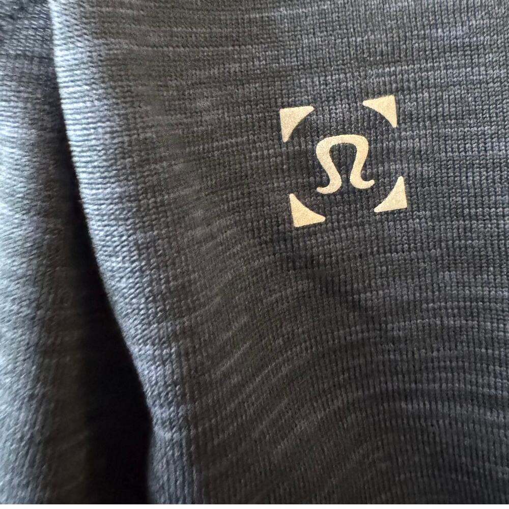 Lululemon Metal Vent Tech Surge Long Sleeve Nautical Navy / Blueprint Size S - Picture 7 of 8